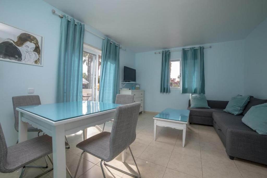 Lightbooking Oasis Royal Corralejo F311 Exteriör bild